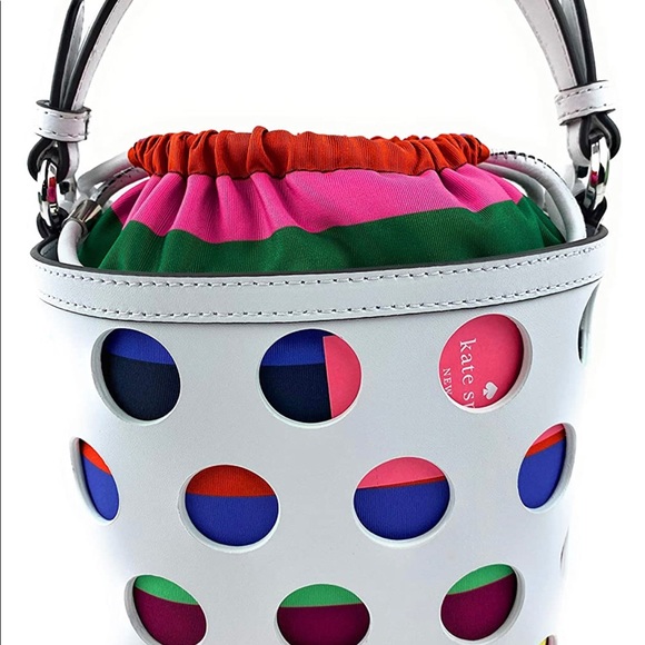 SOLD Kate Spade Small Bucket Pippa perf Dot White - Picture 5 of 9